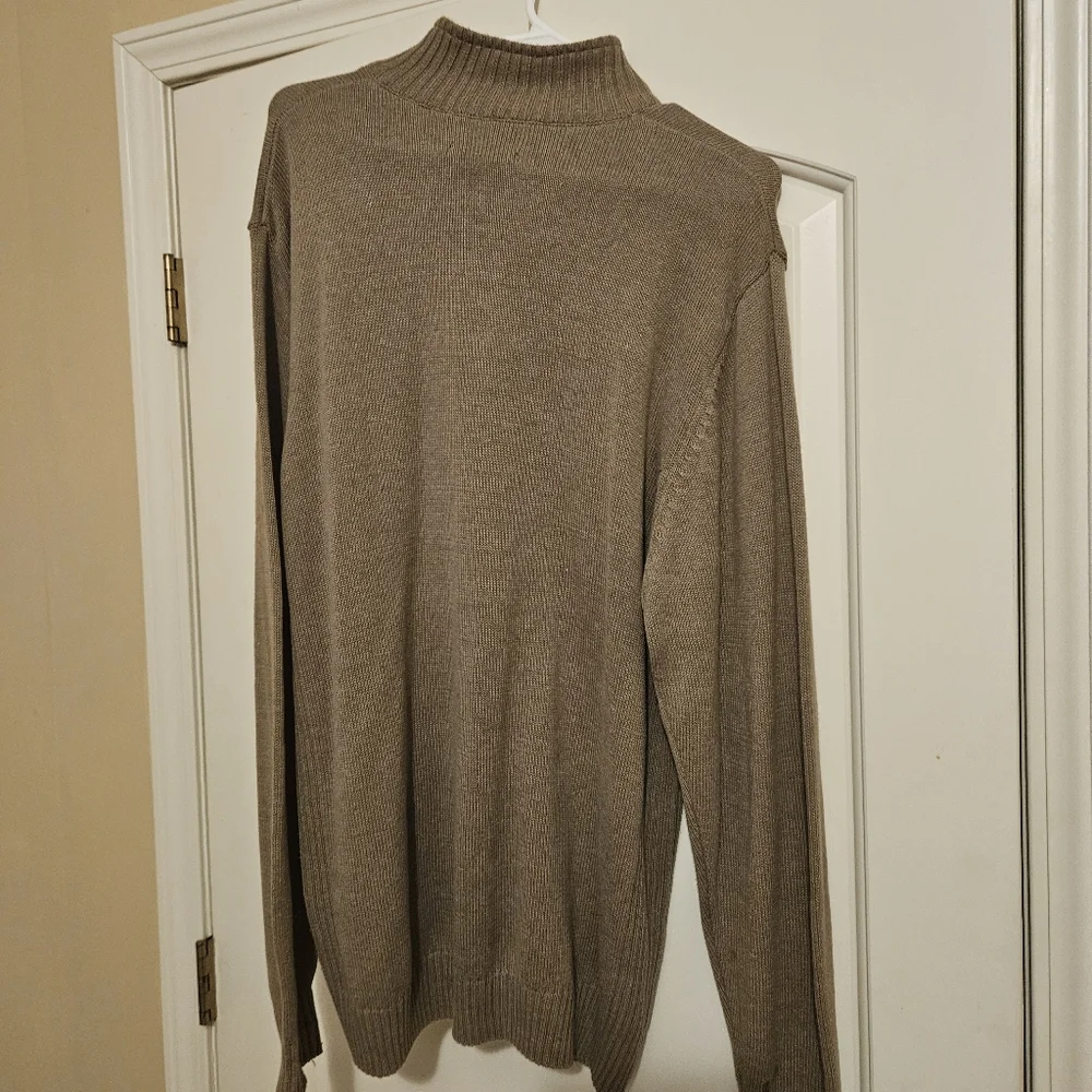 Basic Editions - Picture 2 of 3